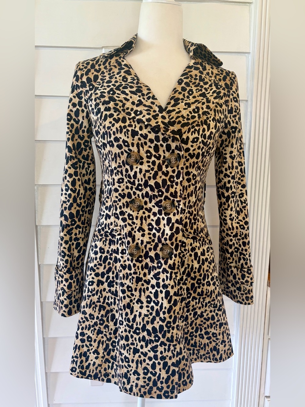 Forever 21 Leopard Print Trench Coat Size Small